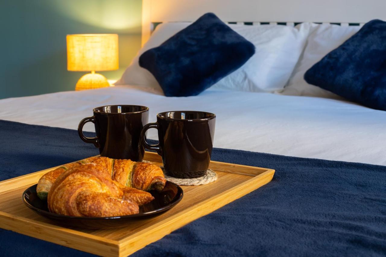 Across The Bed and breakfast *