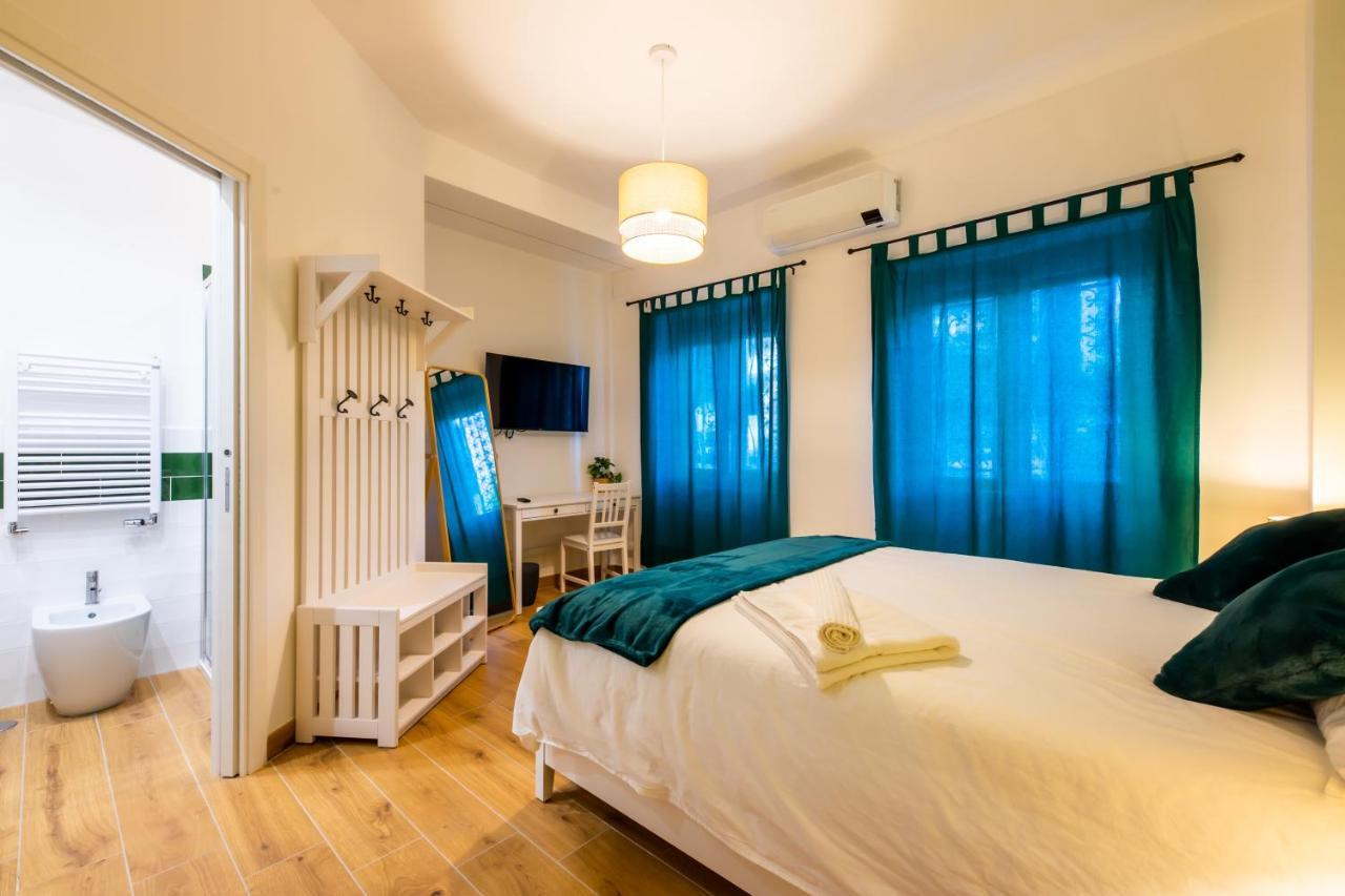 Across The Bed and breakfast Roma